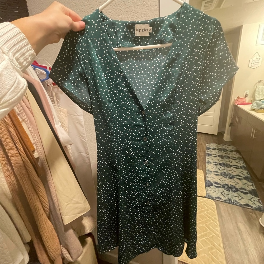 Cute hello molly dress only work twice